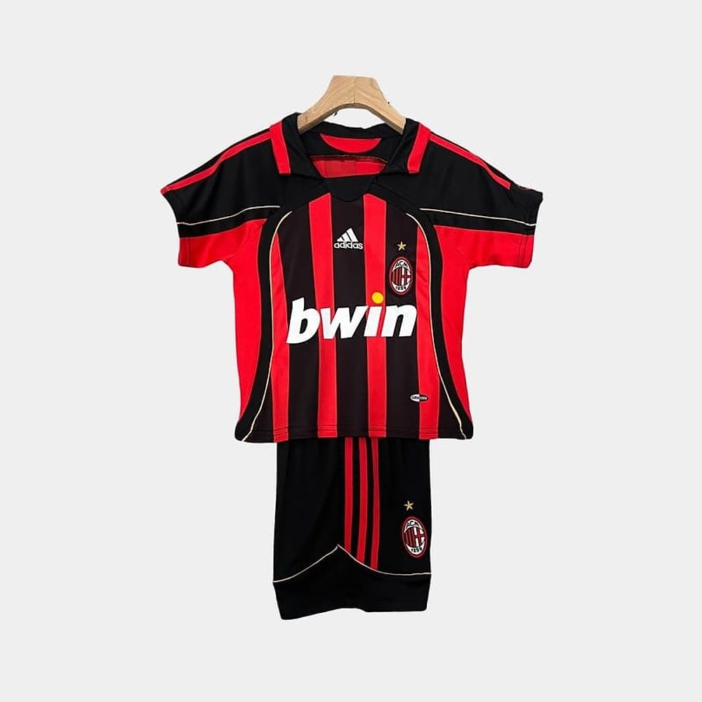 Retro Jersey AC Milan Home 2006/07